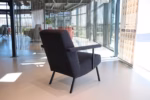 Havee Cloak design fauteuil Mrs.Cliff in Ploegstof Taro. Direct leverbaar. - Afbeelding 3