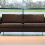 Havee Lookline 4 zits design bank model 2850 in ploegstof 234 cm. Direct leverbaar.