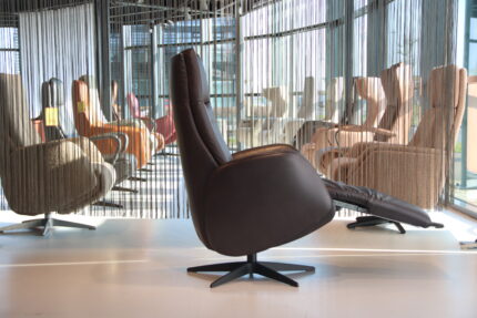 Elektrisch verstelbaar relaxfauteuil / relaxstoel Twice Pro TW-298N in leer met 3 motoren + accu, Stoelverwarming en massage