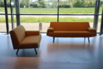 Havee Cloak design bank Sky 3 zits 210 cm met Loveseat in stof Kvadrat.