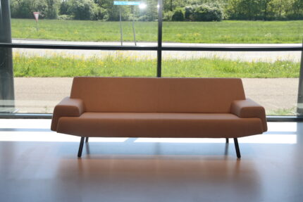 Havee Cloak design bank Sky 3,5 zits 230 cm breed in stof Kvadrat