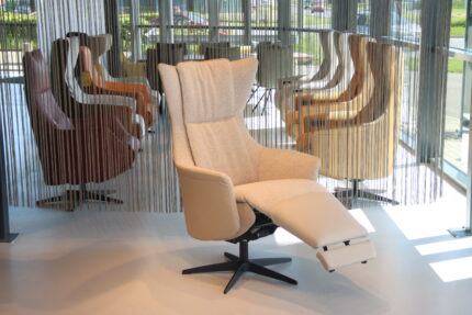 Elektrisch verstelbaar relaxfauteuil / relaxstoel stof/ leer Twinz TW-8091 extra large van Gealux 3 motoren met accu.