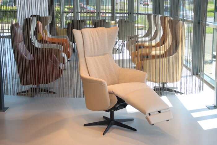 Elektrisch verstelbaar relaxfauteuil / relaxstoel stof/ leer Twinz TW-8091 extra large van Gealux 3 motoren met accu.