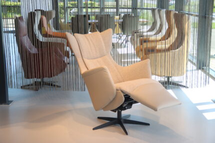 Elektrisch verstelbaar relaxfauteuil / relaxstoel combi. stof / leer Twinz TW-8091 large van Gealux 3 motoren met accu