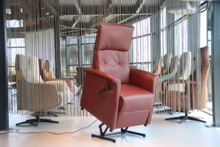 Sta op stoel/relaxfauteuil SIT UP ST 6065N De Toekomst leer