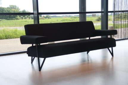 Havee designbank Stone 2,5 zits in stof Camira 196 cm breed. Direct leverbaar.