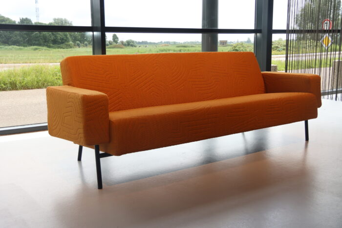 Havee Cloak Designbank Bay 3,5 zits in stof Kvadrat 222 cm breed, Direct Leverbaar.