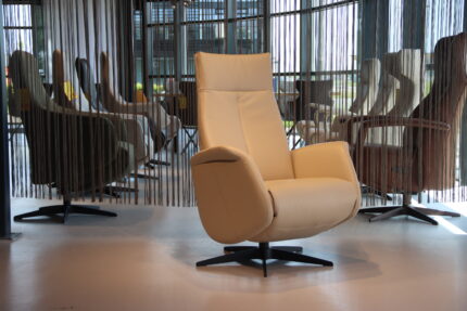 Relaxfauteuil leer 3 motoren De Toekomst Twice Pro TW-272N Small Rundleder Semira 5800 kleur Beige