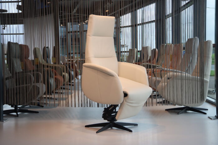 Elektrisch verstelbaar sta op stoel  draai / relaxfauteuil / relaxstoel Leer Twice Pro TW-272 van De Toekomst met 3 motoren en een accu. Direct leverbaar - Afbeelding 2