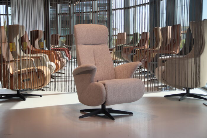 Relaxfauteuil Best Basic manueel met gasveer van De Toekomst. Direct leverbaar.