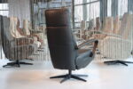 Elektrisch verstelbaar relaxfauteuil Twice Pro TW-270N van De Toekomst met 3 motoren en een accu in Prestige Leer. - Afbeelding 5