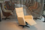 Gealux Relaxfauteuil GLX013-25 Draai 2 motoren met accu in Leer kleur Beige. Direct leverbaar. - Afbeelding 2
