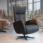 Gealux Relaxfauteuil GLX013-25 Draai in Leer kleur Zwart. Direct leverbaar.