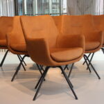 Gealux Miami/ Sanne / Gareth / Seattle eetkamerstoel draai in Stof kleur Cognac. Direct uit voorraad leverbaar.