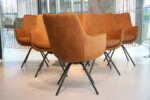 6x Gealux Miami/ Sanne / Gareth / Seattle eetkamerstoel draai in Stof kleur Cognac. Direct uit voorraad leverbaar. - Afbeelding 3