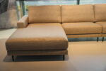 Cartel Living Flex Lounge Hoge rug met Ligelement en kastje Zwart Eiken in het stof Blend kleur Sand - Afbeelding 3