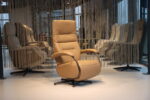 Relaxfauteuil / Relaxstoel model Feelz FZ R04-A05 manueel van de De Toekomst in leer. Direct leverbaar.