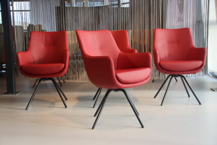 4x Gealux Miami/ Sanne / Gareth / Seattle eetkamerstoel draai in Leer kleur Rood. Direct leverbaar.