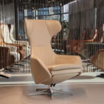 Gealux Arc 8046 modern design relaxfauteuil in leer met 2 motoren en een accu. Direct leverbaar.