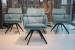 4 x Gealux Phill eetkamerstoel in stof kleur blauw met draai functie. Direct leverbaar. - Afbeelding 4