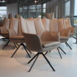 6x Gealux Marriot eetkamerstoel draai in Leer Polo kleur Taupe. Direct leverbaar.