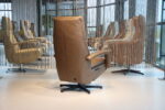 Elektrisch verstelbaar relaxfauteuil/relaxstoel Twice Pro TW-282N van Meubelfabriek De Toekomst in Leer Oasis kleur Bruin met 3 motoren en een accu. Direct leverbaar. - Afbeelding 8