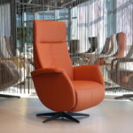 Handmatige verstelbare Relaxfauteuil/Relaxstoel met gasveer Feelz FZ-R06A06 van De Toekomst in Leer kleur Brandy. Direct Leverbaar.