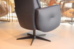 Handmatige verstelbare Relaxfauteuil/Relaxstoel met gasveer Feelz FZ-R03A04 van De Toekomst in Leer kleur Navy. Direct Leverbaar.