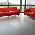 Havee Meubelen collectie Cloak model Source 3,5 zits (225cm)+ 1 zits (140cm) Stof Camira Yoredale. Direct Leverbaar.