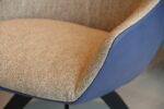 Bijzetfauteuil Hera Gealux draaifunctie met hoge zit in combi stof De Ploeg Vivid 07 met leder Supreme. Direct Leverbaar.