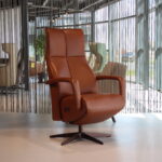 Elektrisch verstelbaar relaxfauteuil / relaxstoel Twinz 202 van Gealux 3 motoren met accu. Rundleder kleur Cognac. Direct leverbaar.