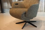 Elektrisch verstelbare relaxfauteuil / relaxstoel  voor lange mensen Twice Pro TW-305N van meubelfabriek De Toekomst XXL in Ploegstof Mida 85 Avocado met 3 motoren en een accu. Direct leverbaar. - Afbeelding 10