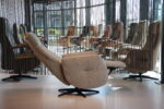 Handmatig verstelbare relaxfauteuil/relaxstoel Feelz FZ-R02A04 van Meubelfabriek De Toekomst in Stof Mito kleur Desert 109. Direct leverbaar. - Afbeelding 9