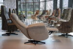 Handmatig verstelbare relaxfauteuil/relaxstoel Feelz FZ-R01A02 van Meubelfabriek De Toekomst in Stof Mito kleur Desert 109. Direct leverbaar. - Afbeelding 8