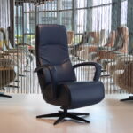 Elektrische verstelbare relaxfauteuil / relaxstoel Roos van Gealux in leer blauw. Direct leverbaar.