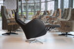 Gealux relaxfauteuil / relaxstoel Bloom Anemone in leer zwart met 2 motoren en een accu. Direct leverbaar. - Afbeelding 4