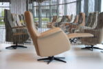 Gealux relaxfauteuil / sta-op-stoel in leer GLX-044 maat medium 2 motoren met accu. Direct leverbaar. - Afbeelding 3