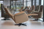 Gealux relaxfauteuil / sta-op-stoel in leer GLX-044 maat medium 2 motoren met accu. Direct leverbaar. - Afbeelding 4