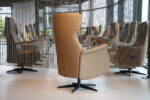 Gealux relaxfauteuil / sta-op-stoel in leer GLX-044 maat medium 2 motoren met accu. Direct leverbaar. - Afbeelding 7