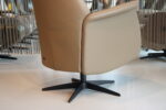 Gealux relaxfauteuil / sta-op-stoel in leer GLX-044 maat medium 2 motoren met accu. Direct leverbaar. - Afbeelding 8
