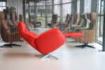 Elektrisch verstelbaar relaxfauteuil / relaxstoel Twice Pro TW-045N van De Toekomst 3 motoren met accu. Leer 9150 kleur rood. Direct leverbaar. - Afbeelding 9