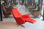 Elektrisch verstelbaar relaxfauteuil / relaxstoel Twice Pro TW-045N van De Toekomst 3 motoren met accu. Leer 9150 kleur rood. Direct leverbaar. - Afbeelding 6