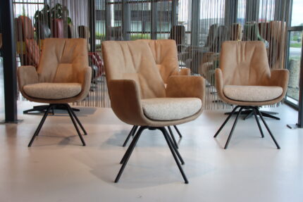 4 x Gealux Lody / Mabach eetkamerstoel met draaifunctie in combi stof. Direct leverbaar.