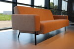 Havee Cloak Design bank Bay 3 zits in stof Wales 10 kleur zand 210 cm breed. Direct Leverbaar. - Afbeelding 7