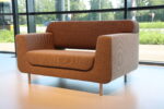 Havee Cloak bank Loveseat Source 140 cm breed. Stof Spectrum kleur Taupe. Direct Leverbaar. - Afbeelding 4