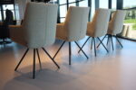 4 x Elmar Topform (Gealux) eetkamerstoel in stof met draaipoot. Direct leverbaar. - Afbeelding 9