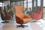 Elektrisch verstelbaar relaxfauteuil/relaxstoel RELAX4U Nova NV-1026N Leer Kleur Cognac met 3 motoren en accu. Direct leverbaar.