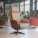 Elektrisch verstelbaar relaxfauteuil / relaxstoel Twinz 8240 in Leer Polo kleur Taupe van Gealux 3 motoren met accu. Direct leverbaar.