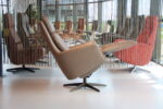 Elektrisch verstelbaar relaxfauteuil / relaxstoel Twinz 8240 in Leer Polo kleur Taupe van Gealux 3 motoren met accu. Direct leverbaar. - Afbeelding 3