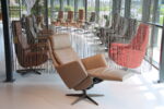 Elektrisch verstelbaar relaxfauteuil / relaxstoel Twinz 8240 in Leer Polo kleur Taupe van Gealux 3 motoren met accu. Direct leverbaar. - Afbeelding 6